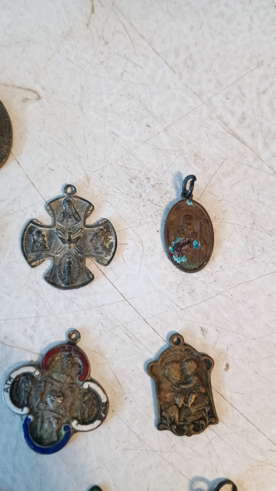 Christian Catholic Italy Vintage Necklace Pendant St Jude Mary Jesus READ