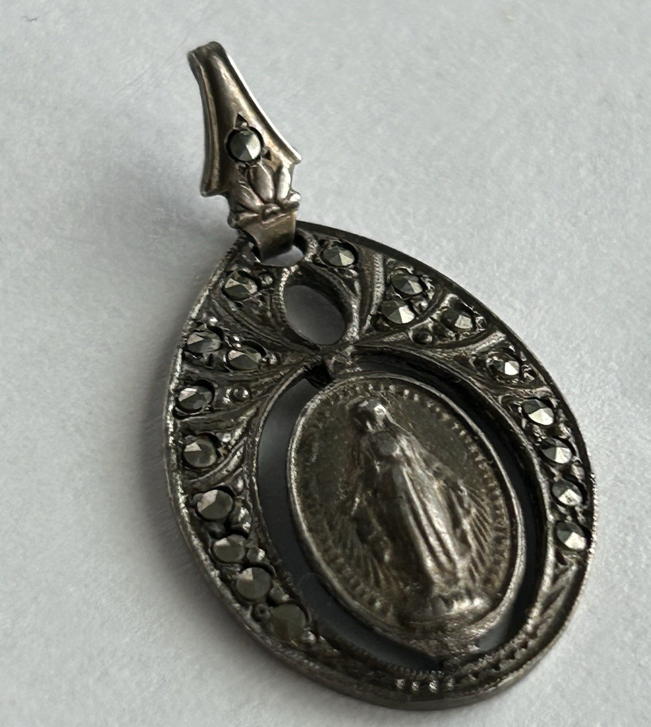 Vtg 925 Sterling Silver VIRGIN MARY PENDANT Marcasite 1″ + 0.25″ Bail