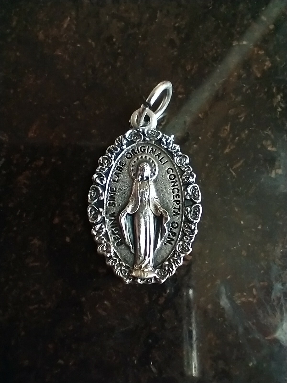 Catholic Silver Tone Miraculous Medal Rose Border Latin 1″