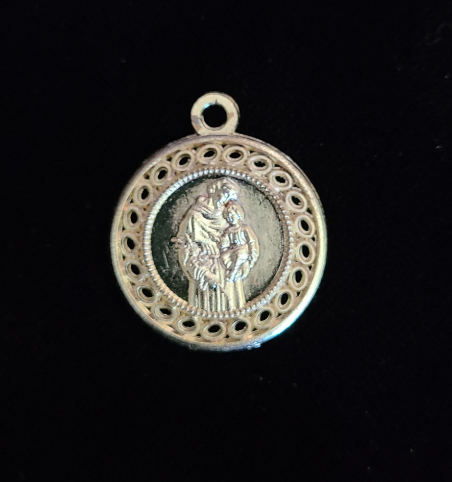 St. Saint Anthony – SAINT OF MIRACLES – Pray for Us – Gold-Toned Medal