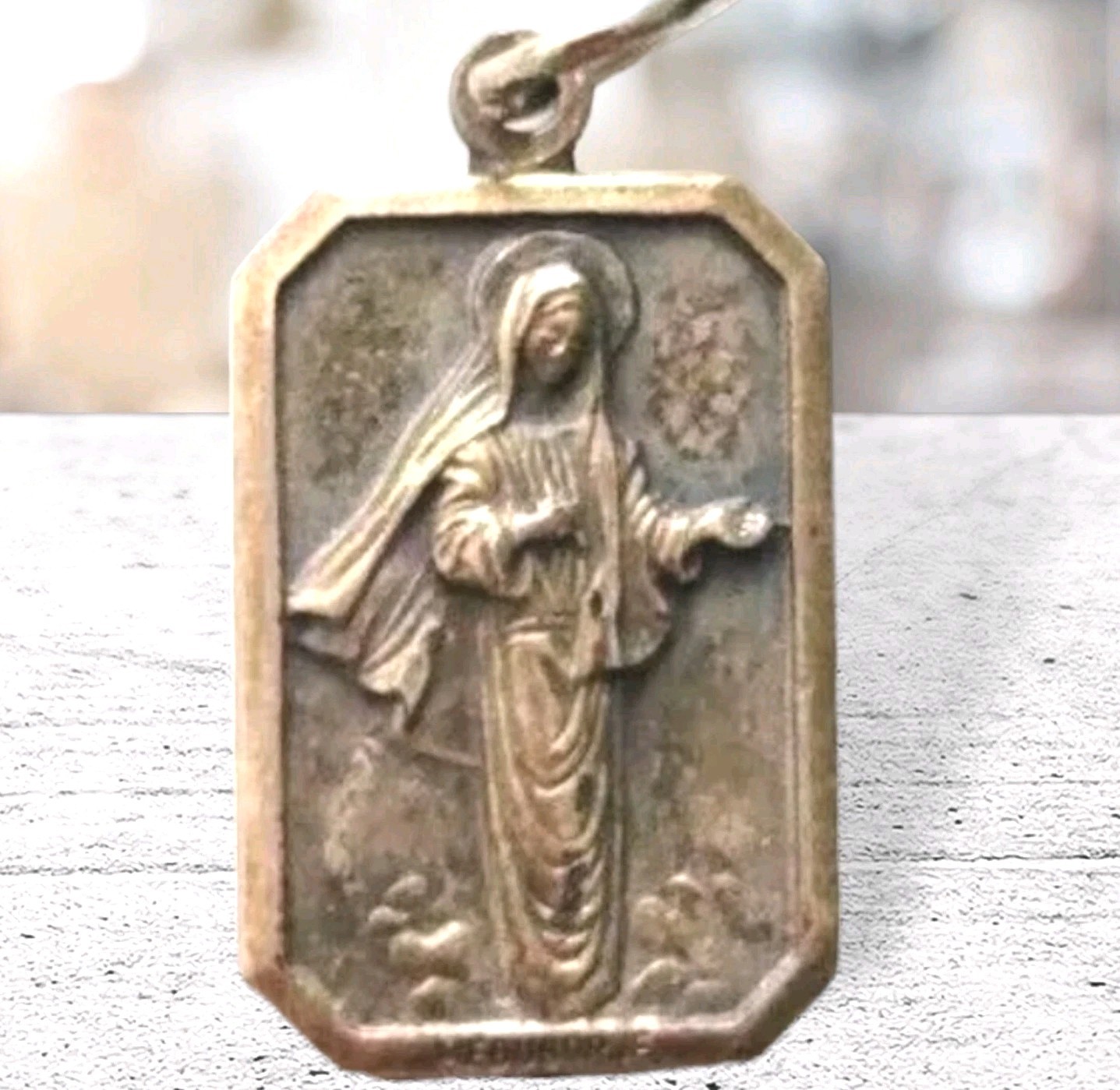 Pendant Charm Medal MEDUGORJE VIRGIN MARY Vtg / Antique