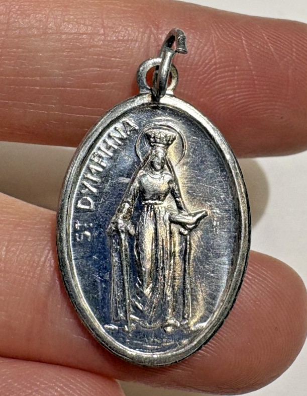 Vintag Catholic St Dymphna Patron Mental Emotional Disorder Etched Medal Pendant