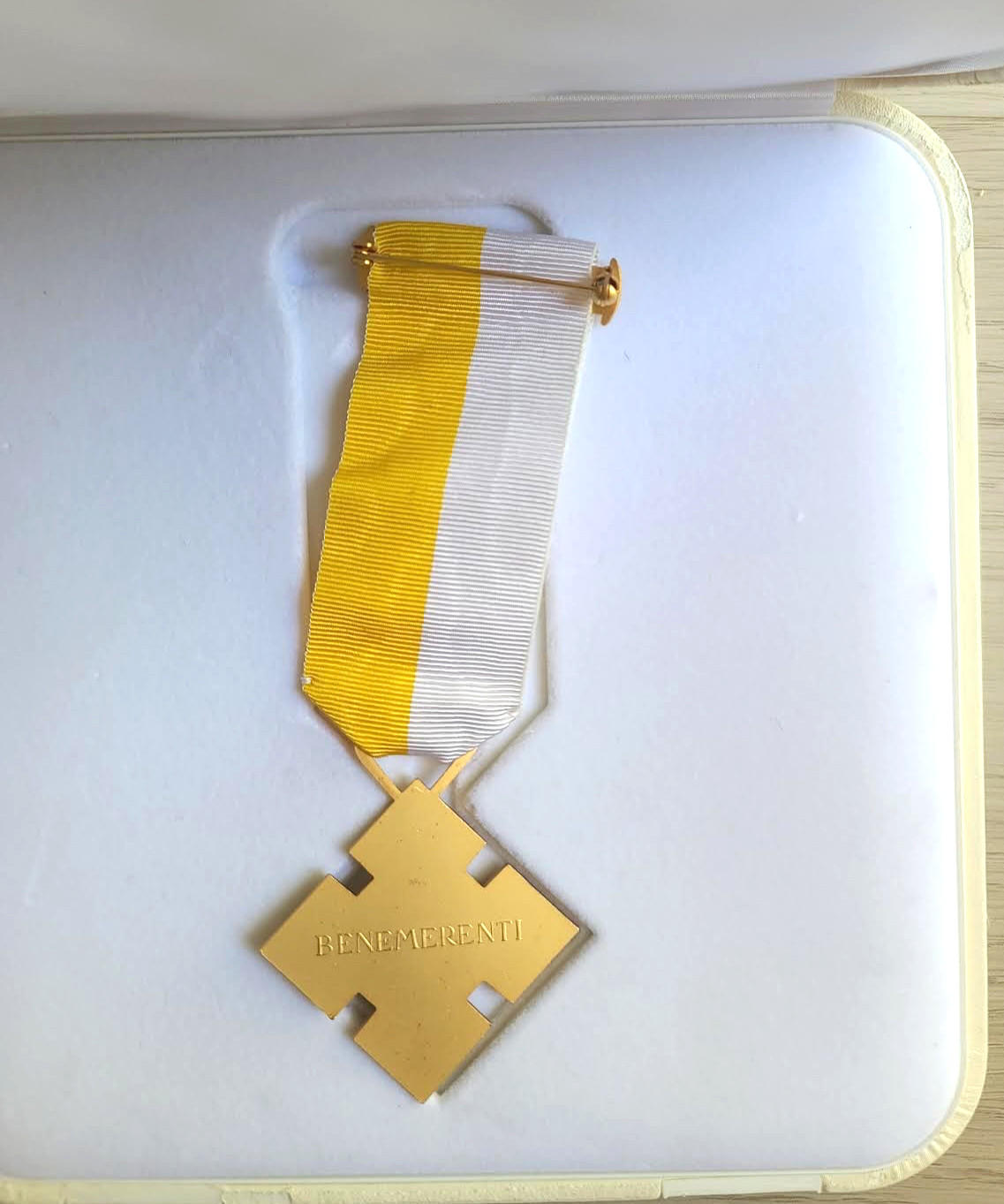 Benemerenti Medal Pope John II 1979-2005 Artist Enrico Manfrini Vtg Catholic
