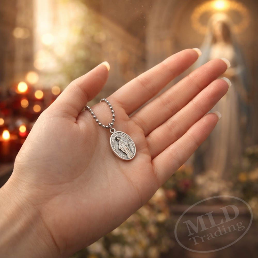 Miraculous Medal Virgin Mary Pendant Necklace 24″ Chain Italy Silver Tone Alloy