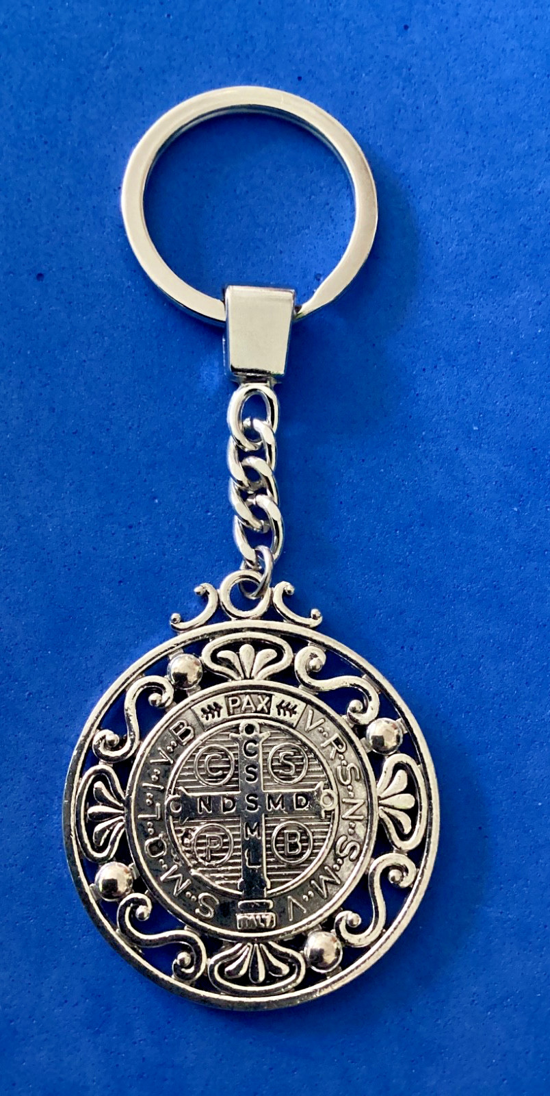 Saint St BENEDICT Keychain Key Ring Protection Silver Tone Ornate 4-1/4×1-1/2”