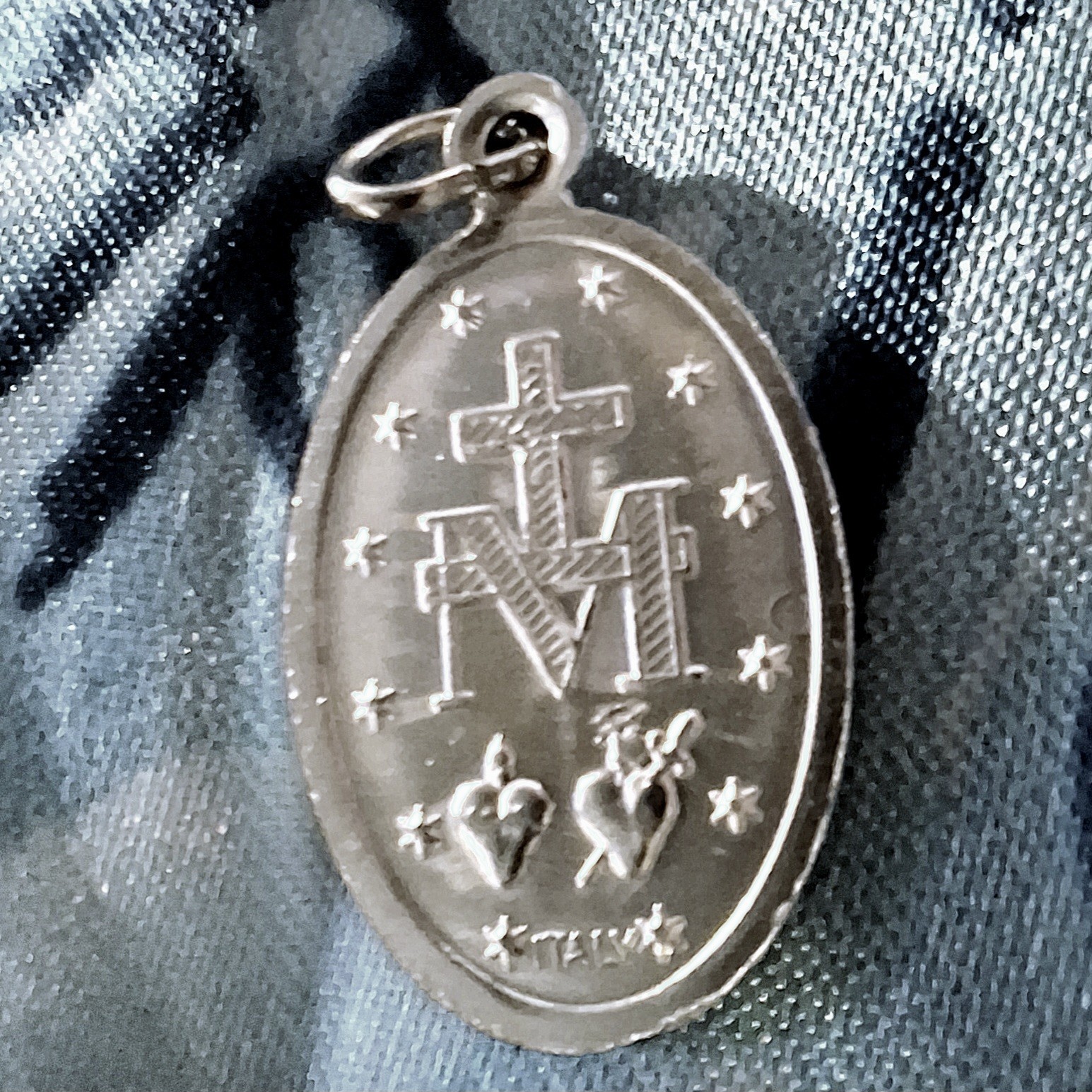 Miraculous Medals, Lot of 10 Catholic Devotion Bulk 5/8” Wide Metal Composition