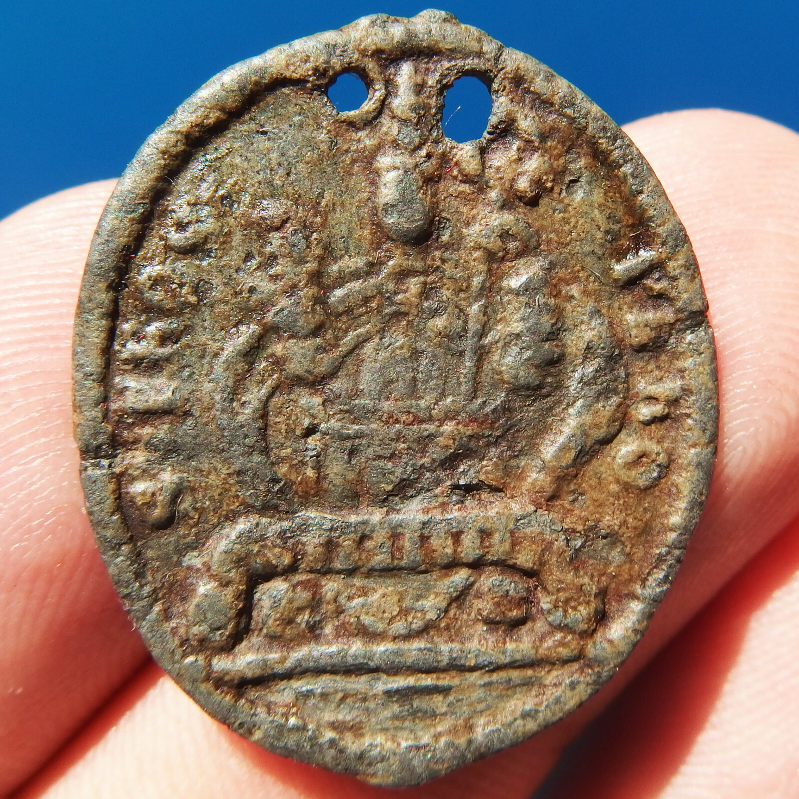 1600s UNKNOWN RELIGIOUS MEDAL FOUND † UNIDENTIFIED ICONOGRAPHY †