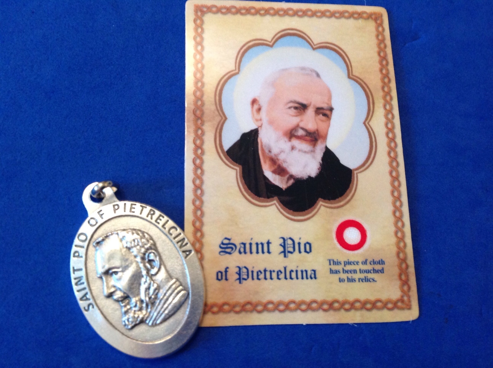 St Padre Pio Large Saint Medal with Relic Holy Card Healing Medal-1-3/4″ Italy