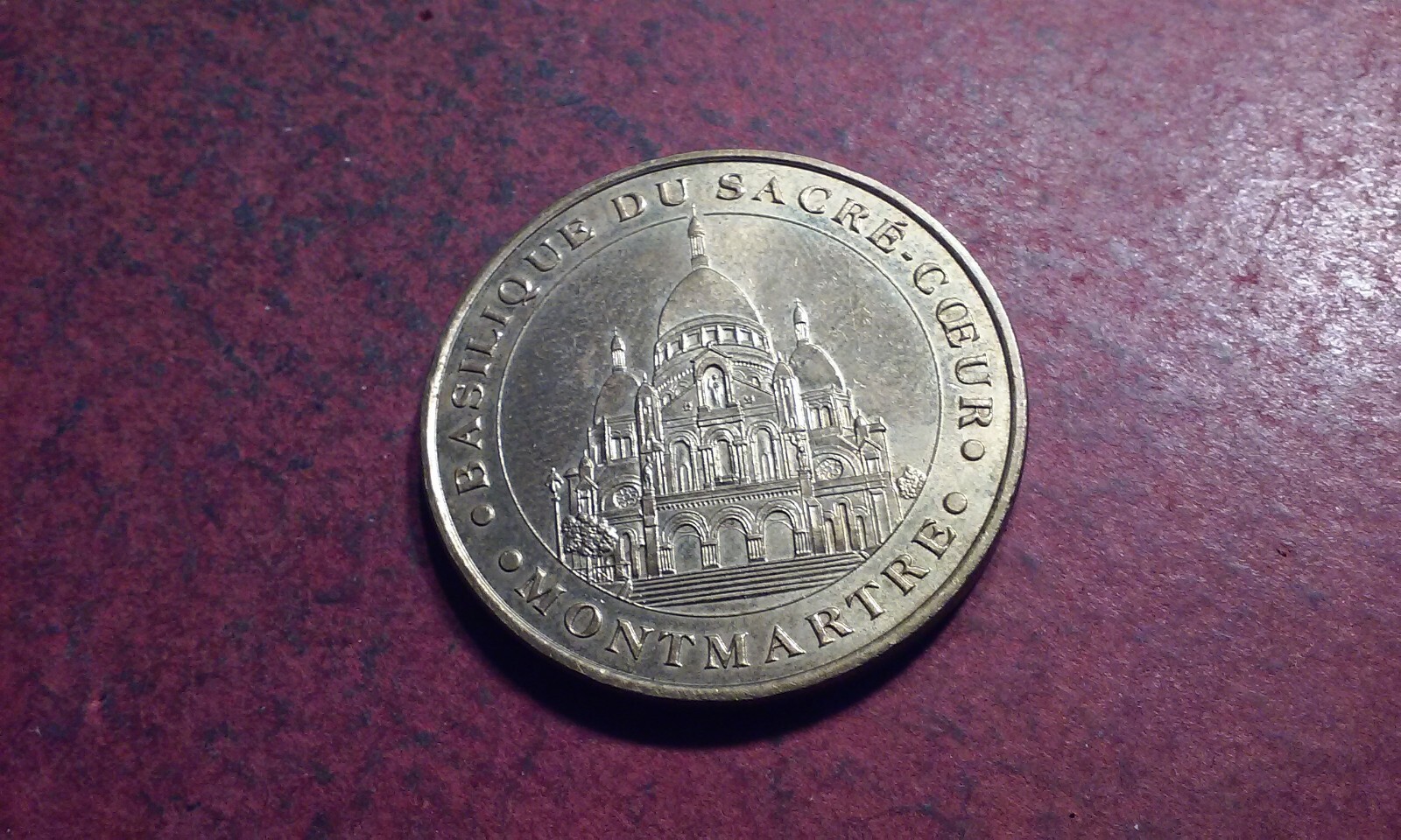 2007 Commemorative Coin Medal Gold-Tone Basilique Du Sacre Coeur Montmartre
