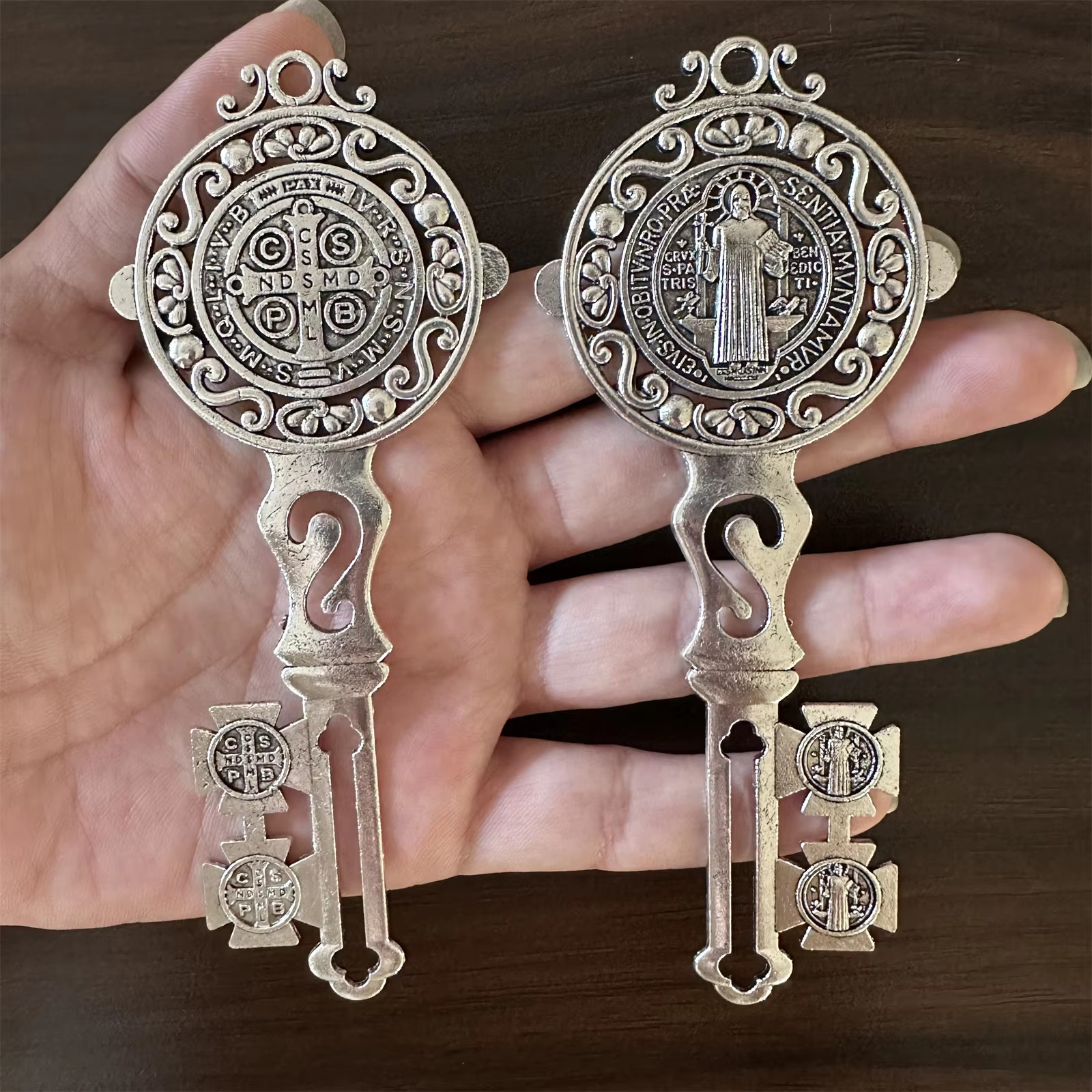 2Pcs/Set Silver Enamel Double Side Saint Benedict 12cmX5cm Key Blessing For