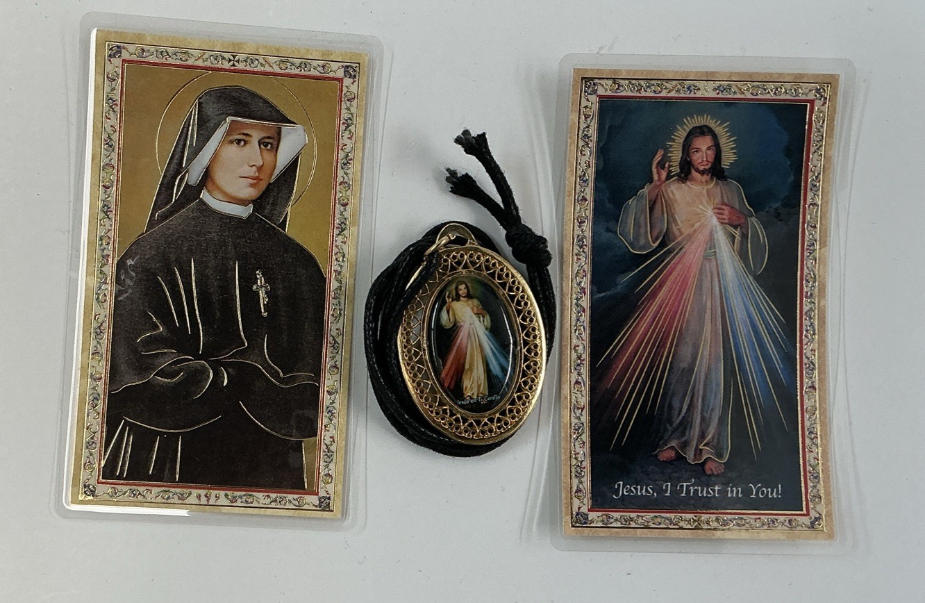 Medal Saint Faustina & The Divine Mercy And Holy Card, Healing Prayer In English