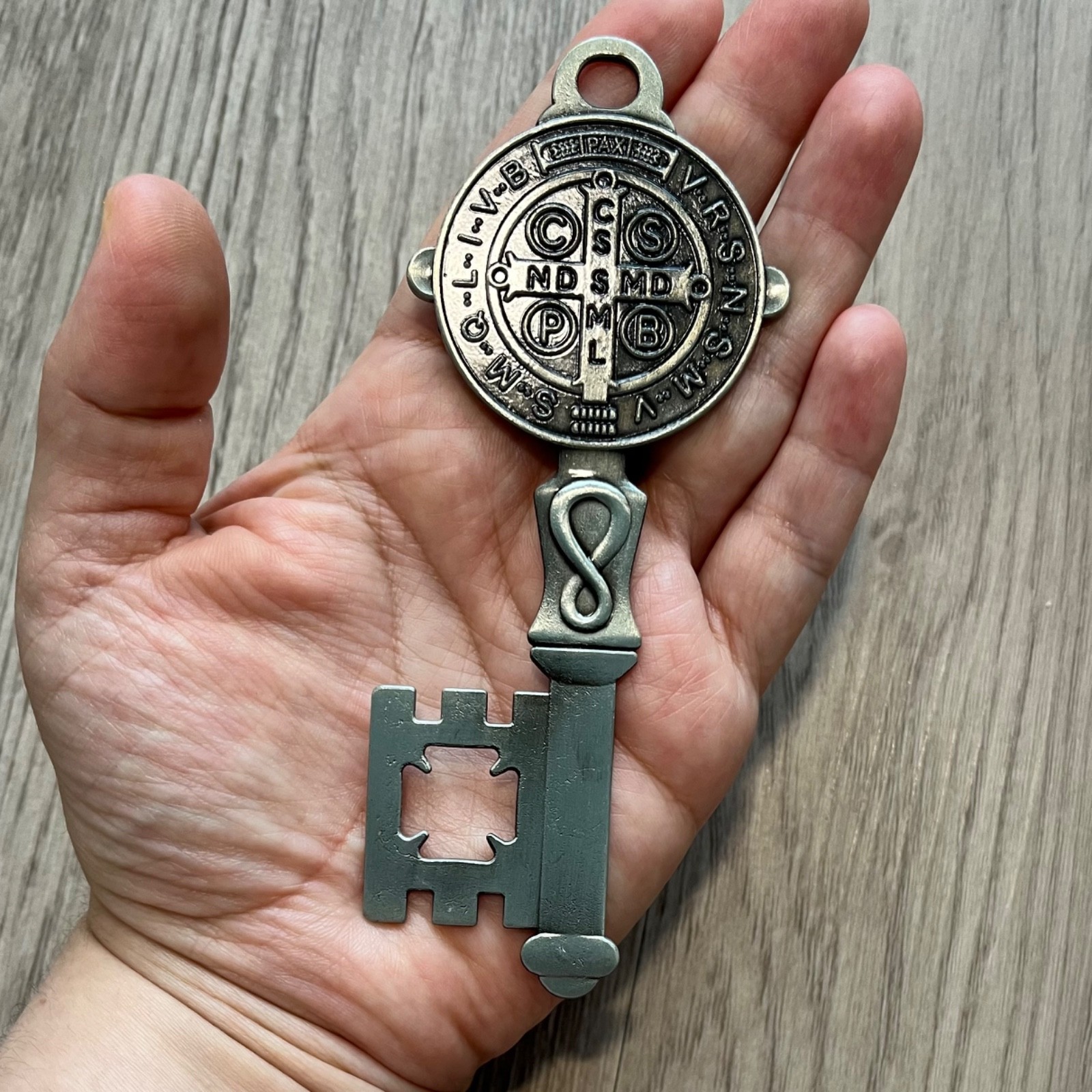 Large St BENEDICT Key To Heaven Medal 5” Silver Protection Llave de San Benito