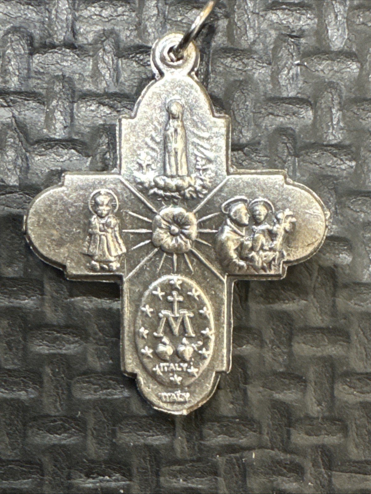Vintage 4 Way Medal New Catholic Scapular,miraculous Medal 1″ Never Used ITALY