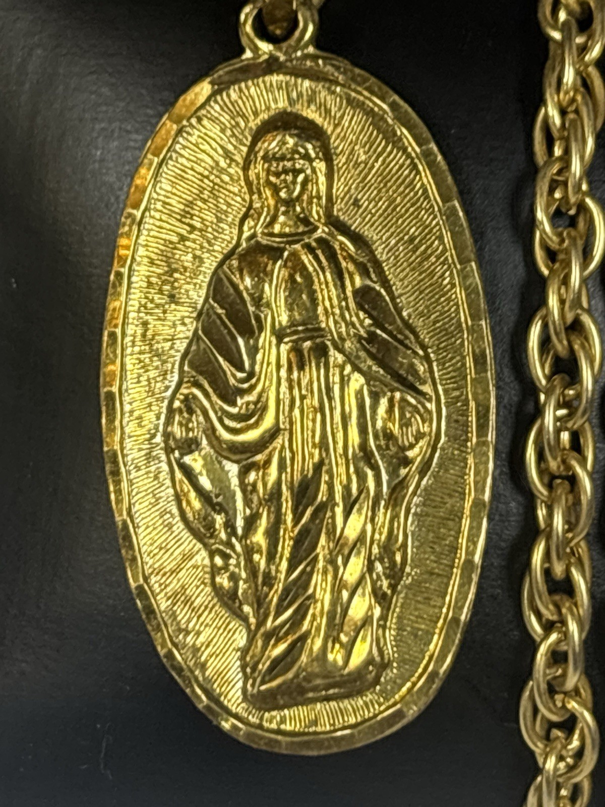 LARGE MIRACULOUS MEDAL VIRGIN MARY 18k YELLOW GOLD PLATED PENDANT NECKLACE 24”