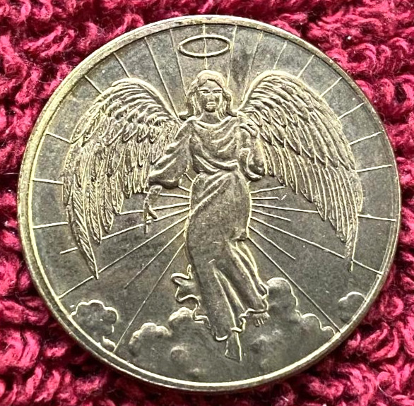 Gold Toned Guardian Angel Pocket Token Medallion B31