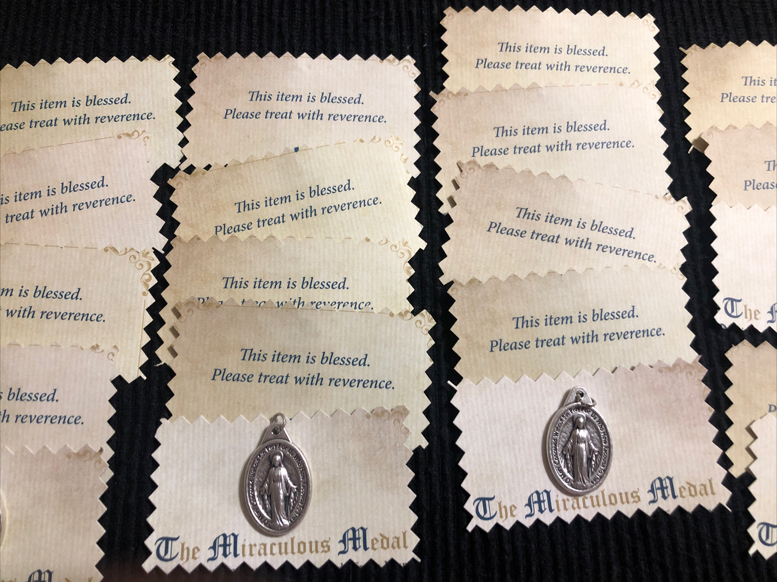 ⭐️LOT OF 20 BLESSED VIRGIN MARY OUR LADY OF THE MIRACULOUS MEDAL SIGNED ITALY⭐️
