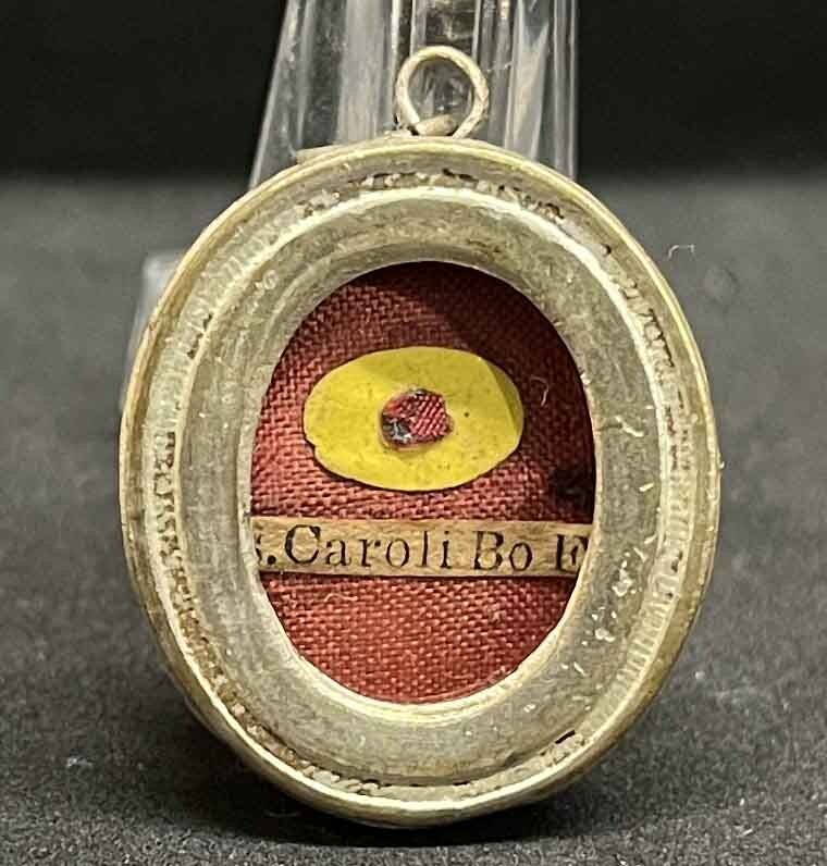 Italy 1930´ antique relic St Carlo Borromeo with the original wax seal 1st Class