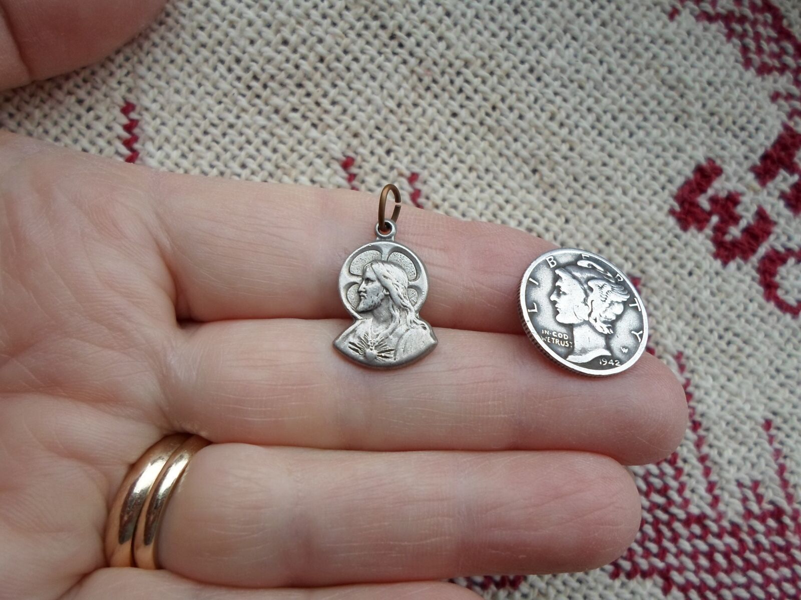 Vintage HMH Sterling silver – Sacred Heart of Jesus – Our Lady Mt Carmel – MEDAL
