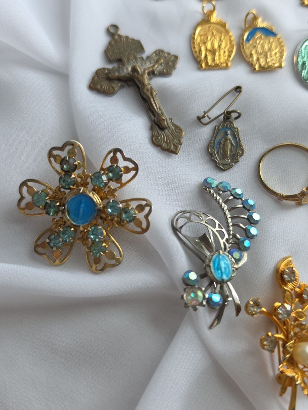 Catholic Religious Medal Lot Of 23, Ring, Brooches
