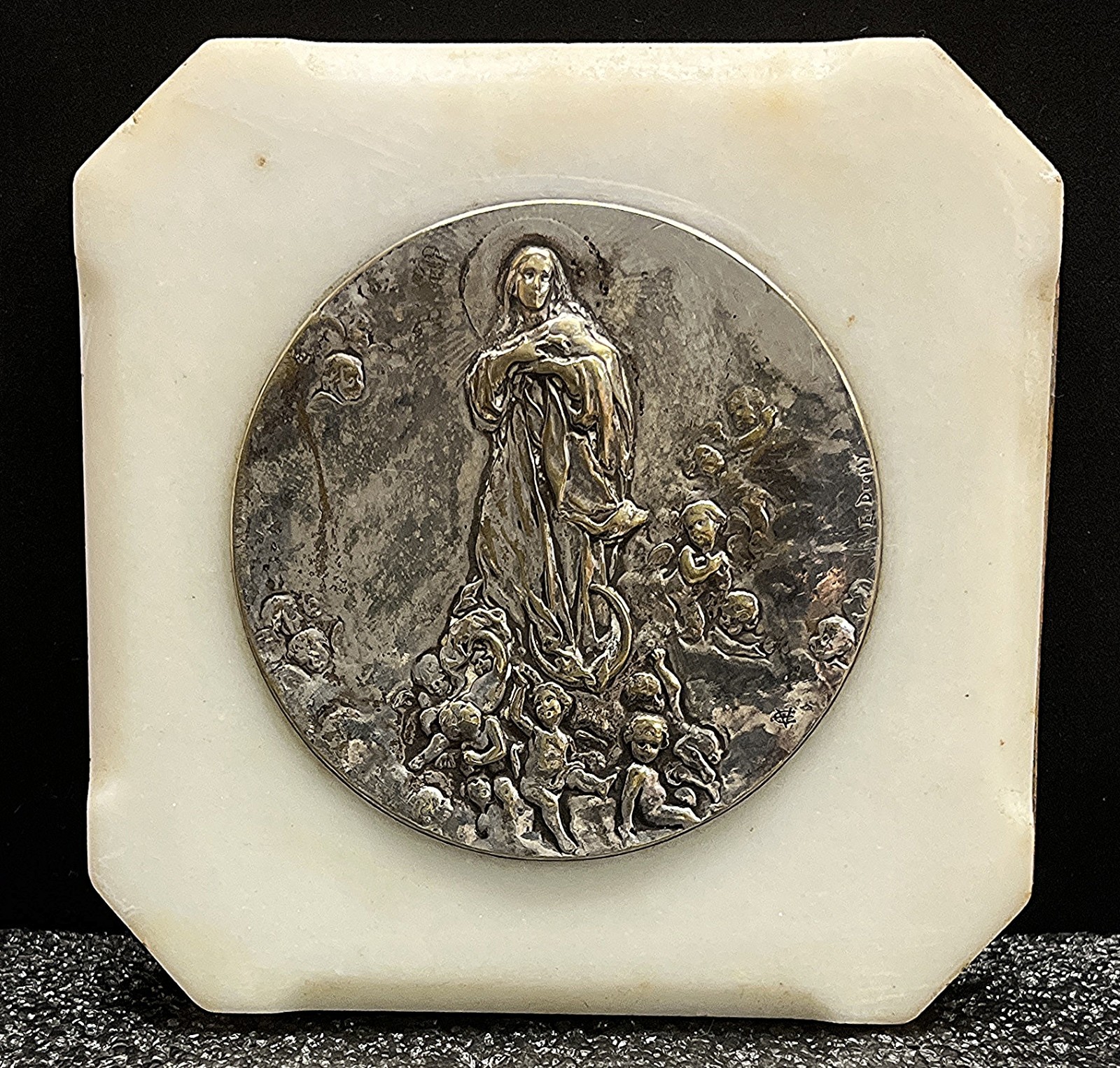 by Dropsy – France 1910´ Miraculous Virgin Mary and cherubs stand desk, marble