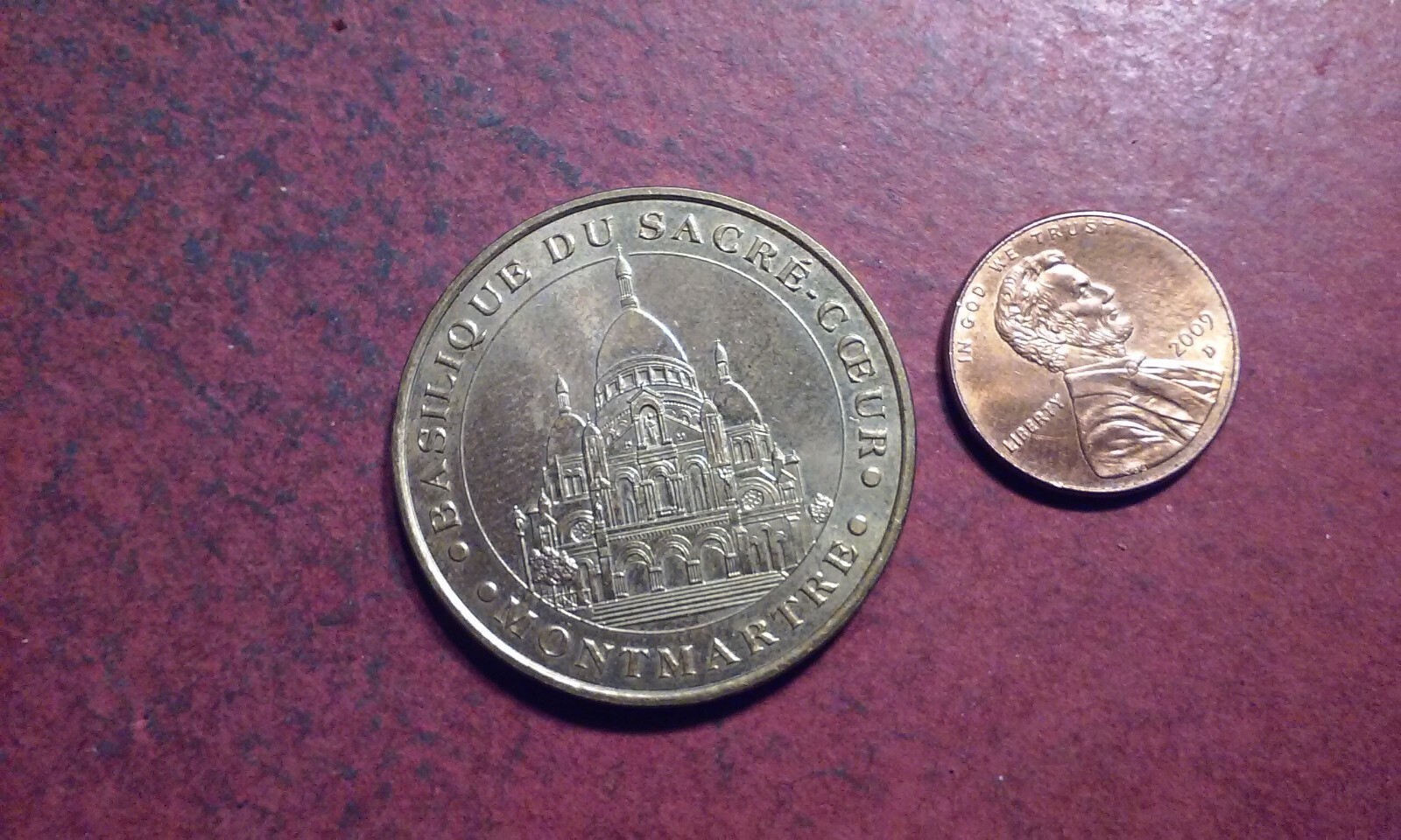2007 Commemorative Coin Medal Gold-Tone Basilique Du Sacre Coeur Montmartre