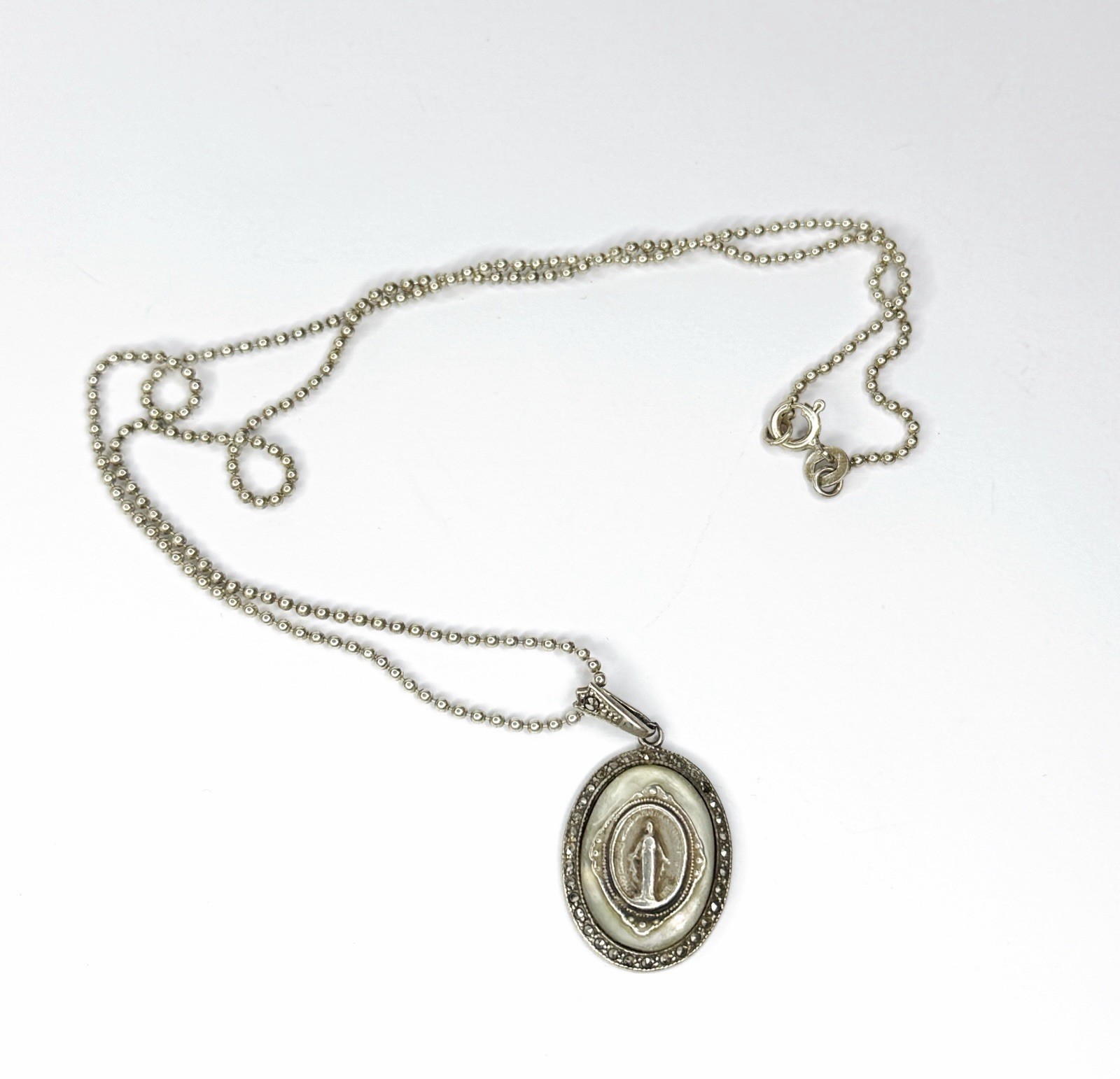 VTG 925 Sterling Silver MOP & Marcasite Catholic Mother Mary Pendant Necklace 17