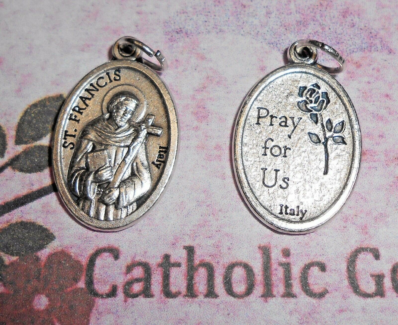 Saint St. Francis – Die Cast Italian Silver tone OX 1 inch Medal