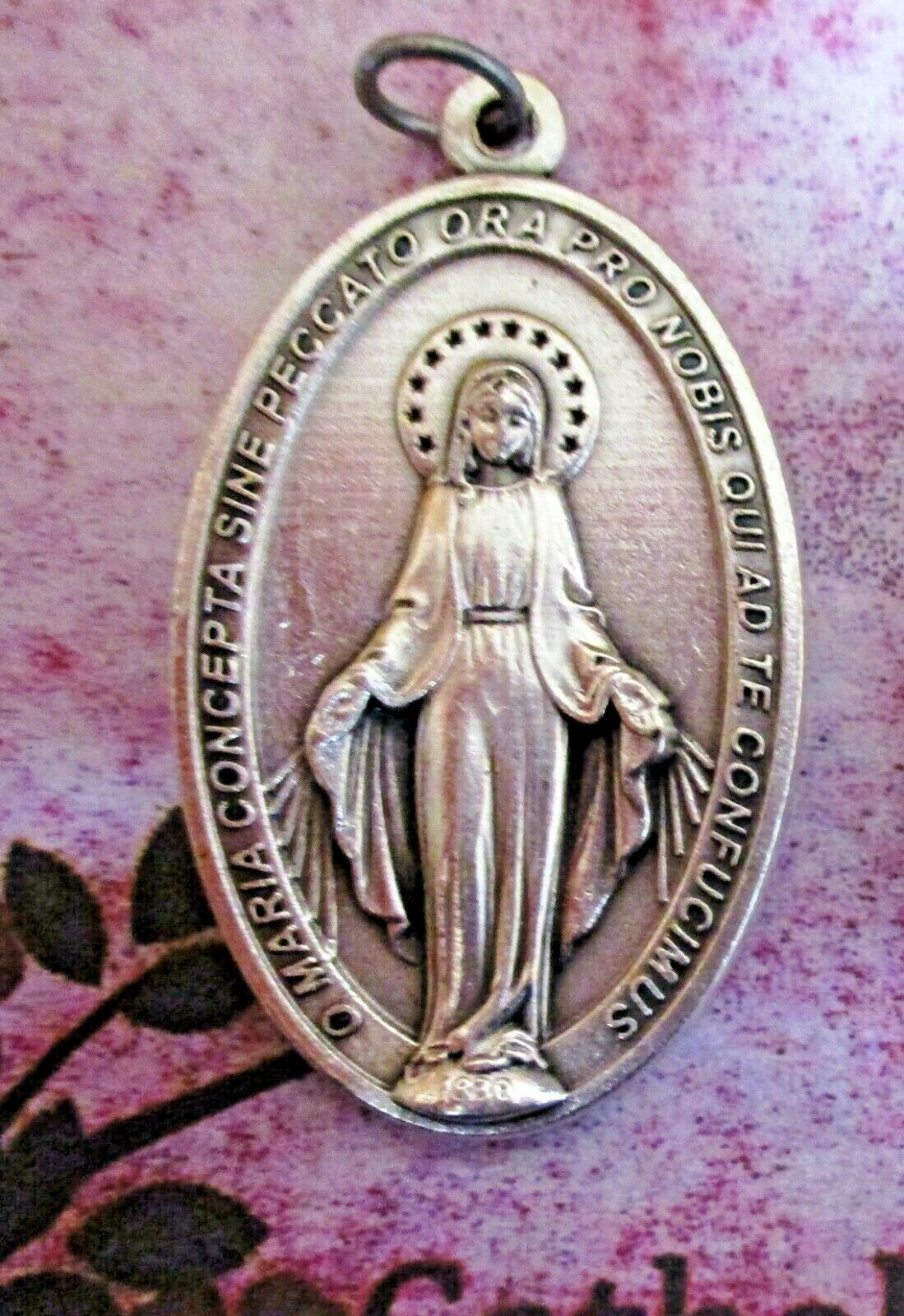 X- Large Miraculous Medal – Latin – 1 3/4″ Oxidized Italian Silver Cast Medal