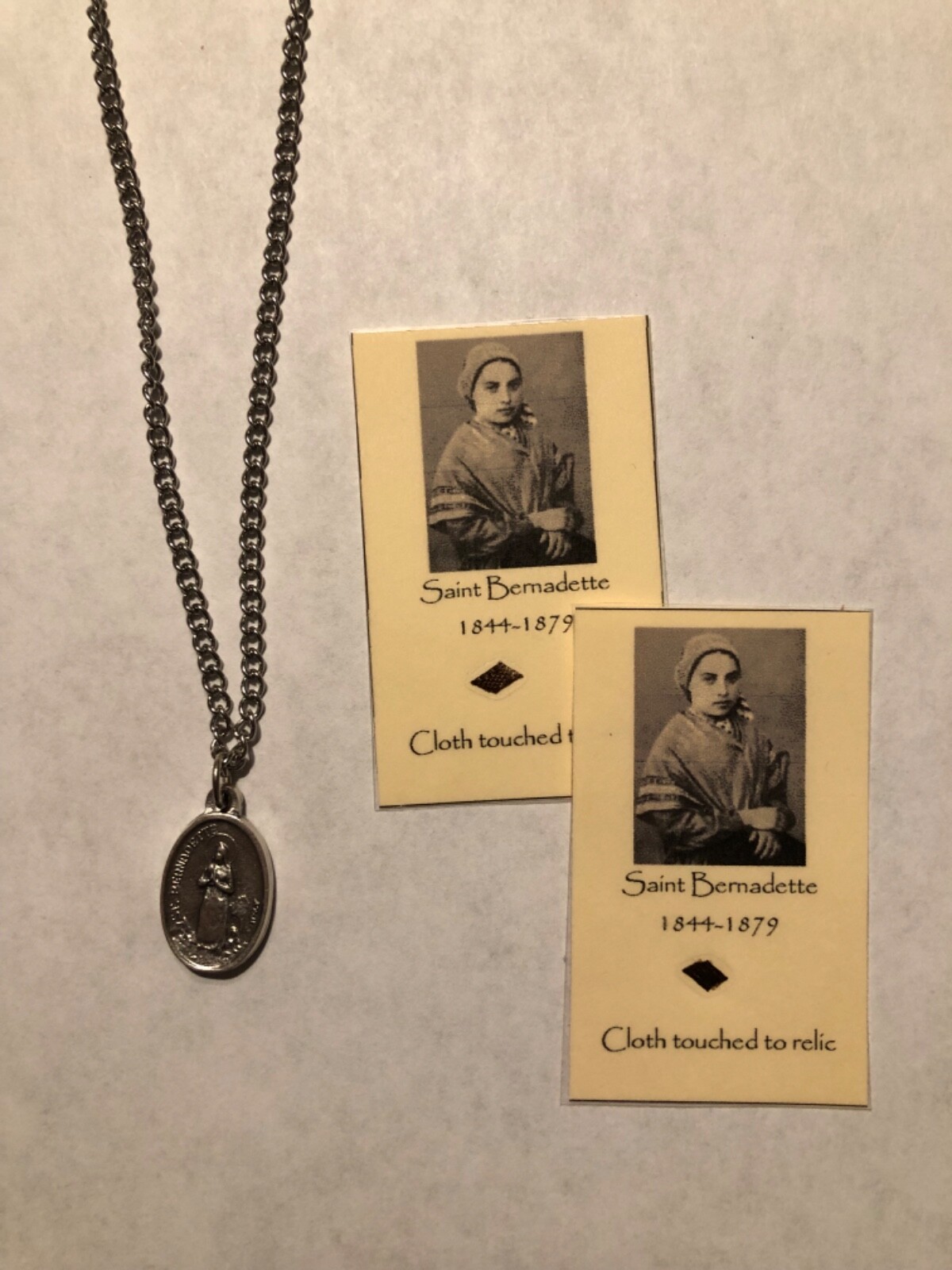 Catholic Saint Bernadette Lourdes St medal Holy Card mystic nun relic reliquary