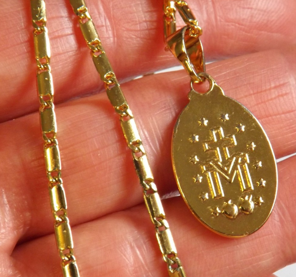 Gold tone Miraculous Virgin Mary charm pendant medal 18k plated chain necklace