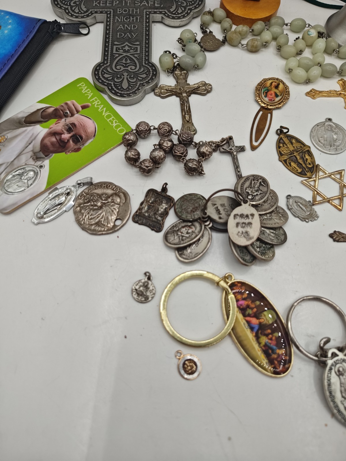 28+ VTG Religious Catholic Medals, Crosses, Crucifix, Rosary, Scapula, Keyring