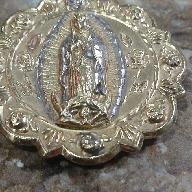 Gold Tone Christian Medal Pendant Sacred Heart Virgin Mary Religious Design