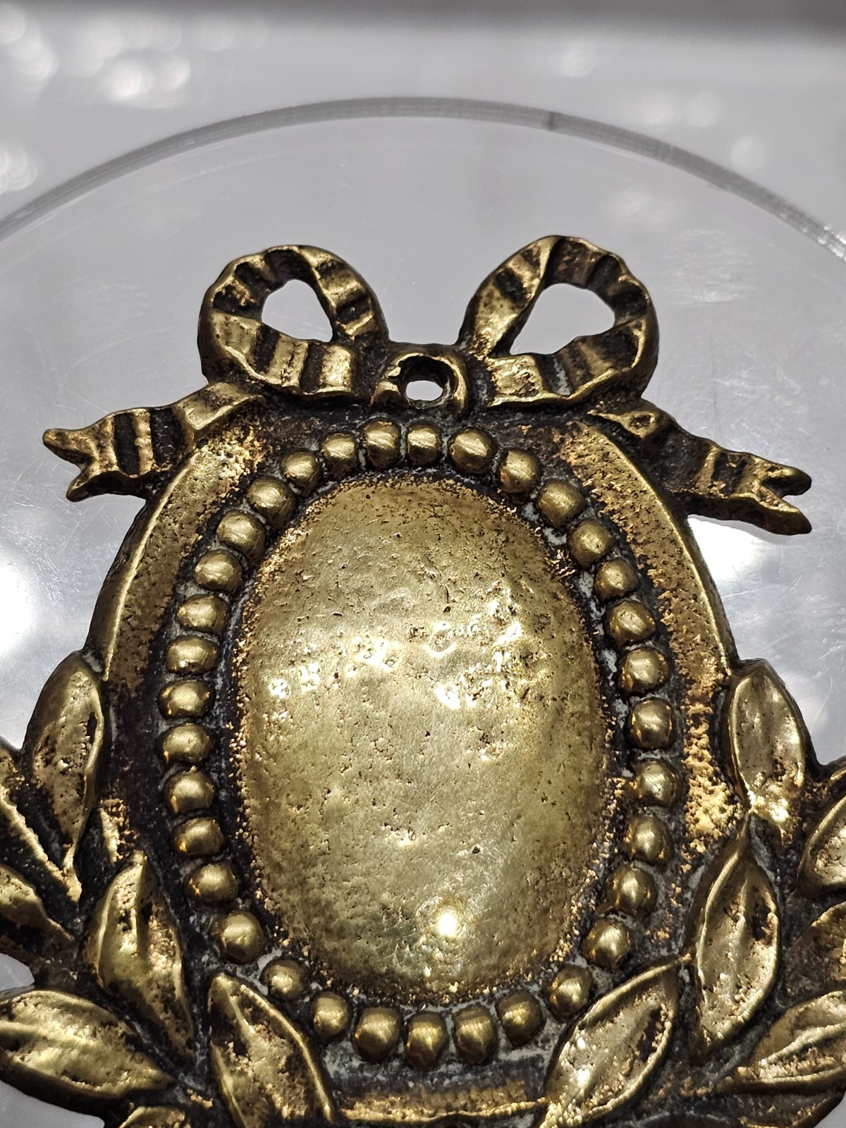 Antique Metal Gold Tone Gold Plated Pendant Medal Engrave Able Gift Beauty HTF