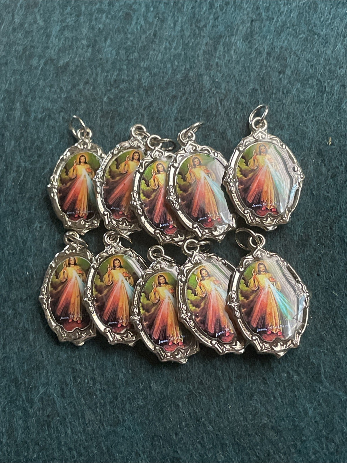 Divine Mercy Jesus Medal pendant Charm Silver Tone Religious Jewelry