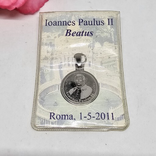 John Paul II Beatus Silver Tone Prayer Pendant NEW