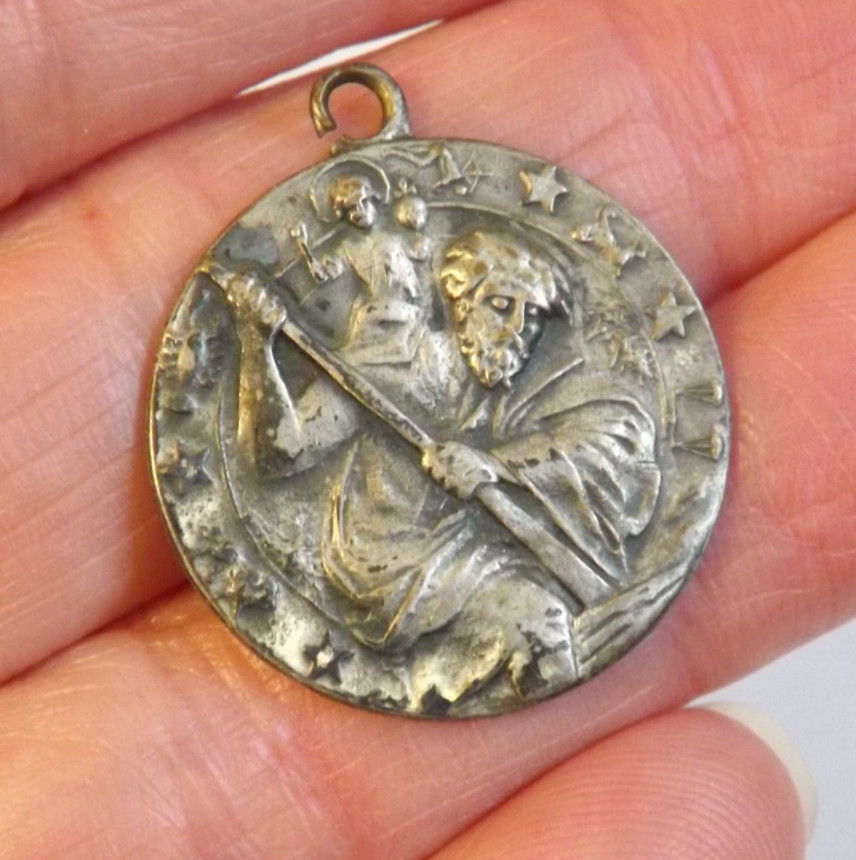 Broken bail St Saint Christopher Zodiac safe travel pendant charm pocket medal