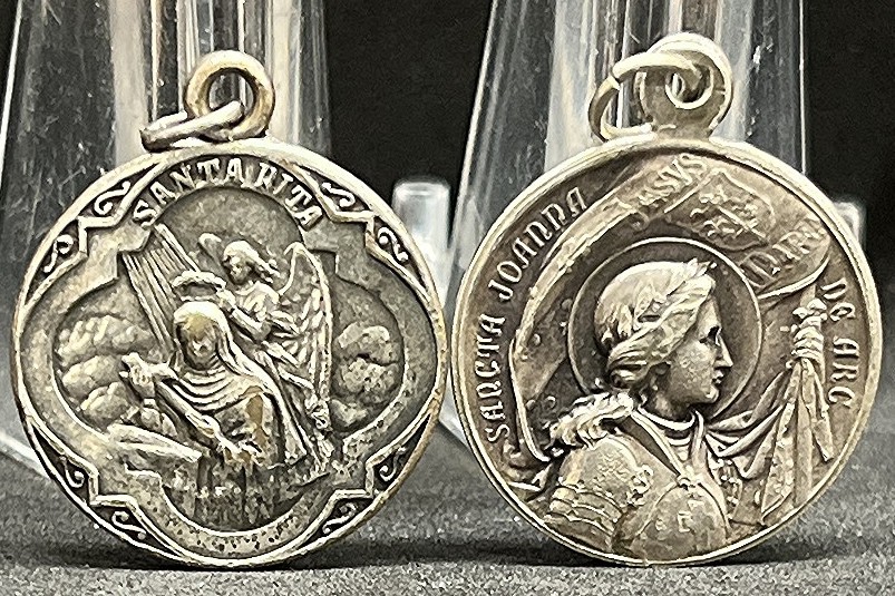 Italy 1920´ old lot x2 St. Agustin, St. Rite & St. John of Arc, Mary Help Christ