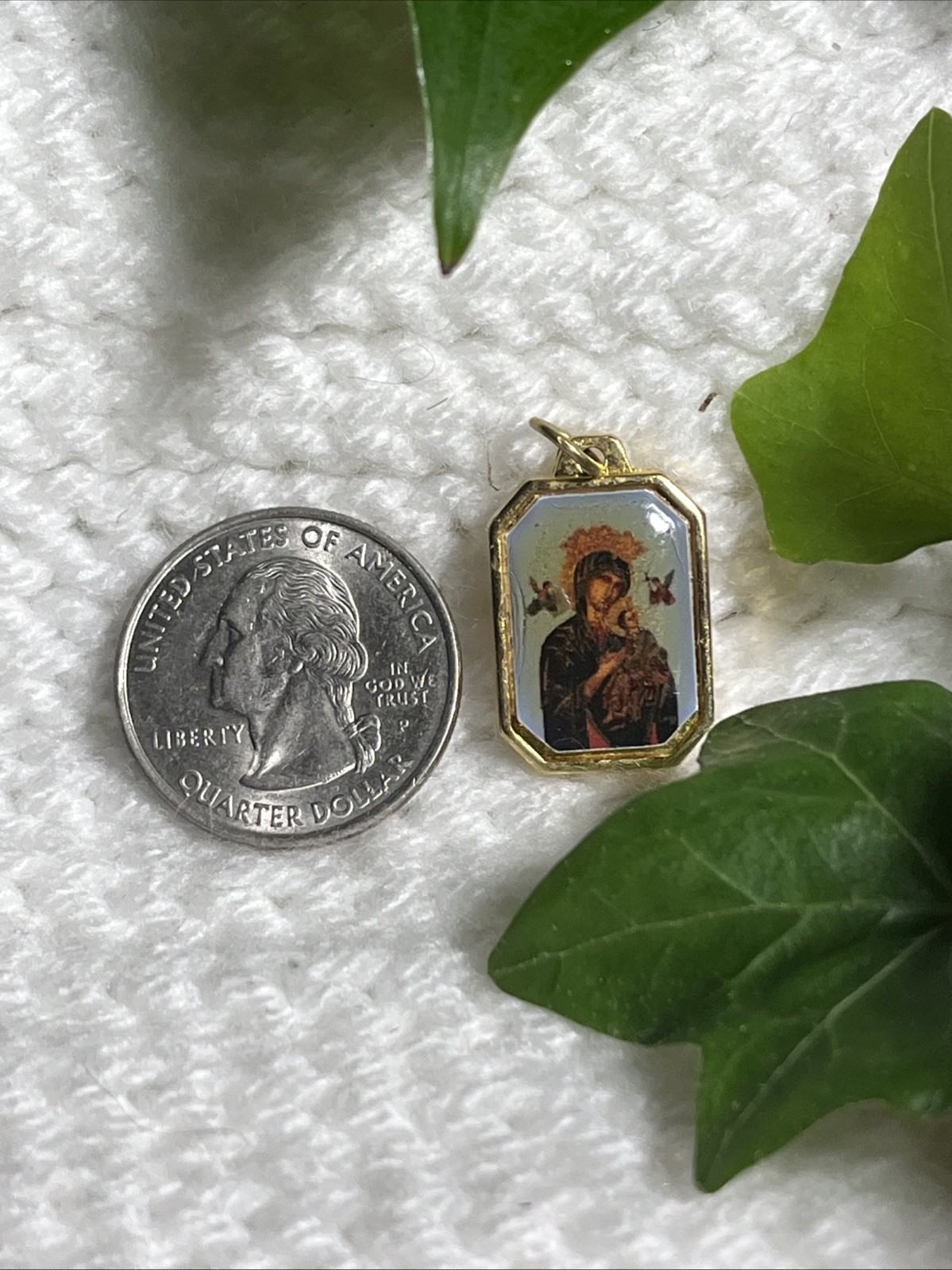 Vintage Italy Catholic Saint Mary & Baby Jesus Gold Toned Frame Pendant