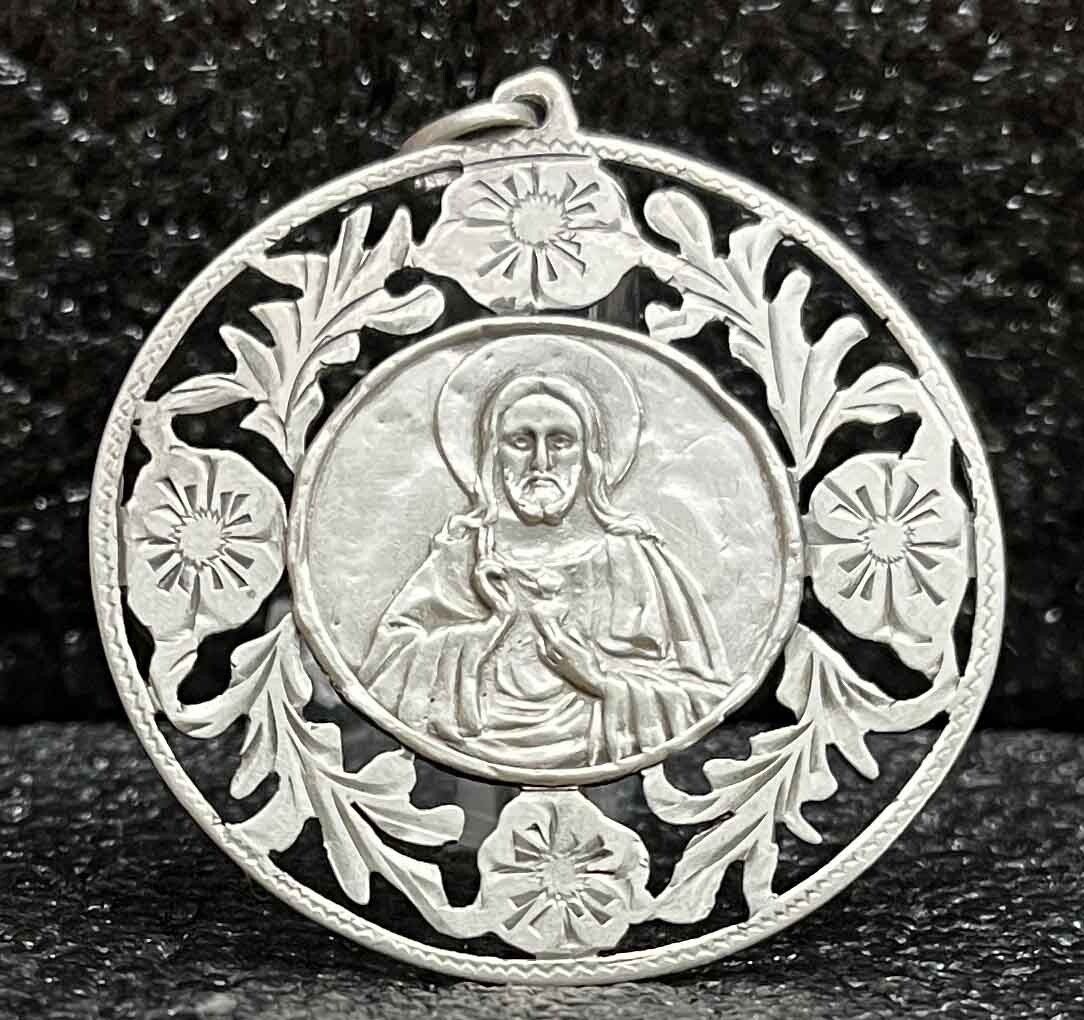 Amazing antique Sacred Heart of Jesus artisanal flowers design silver 900, 47 mm