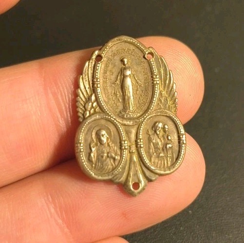 5.1 Gram Vintage Sterlling Multi Saint Rosary Centerpiece MEDAL Center