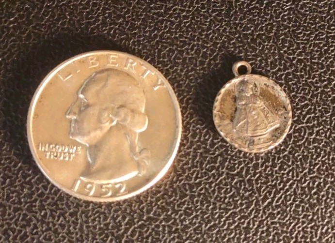 1.3 Gram Vintage Infant Of Prague Medal Sterling Silver 925 Religious Holy Charm