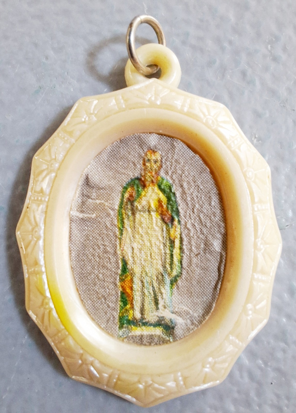 Vintage Catholic Medal, Shrine of St. Jude Thaddeus, Chicago IL, Beige Plastic