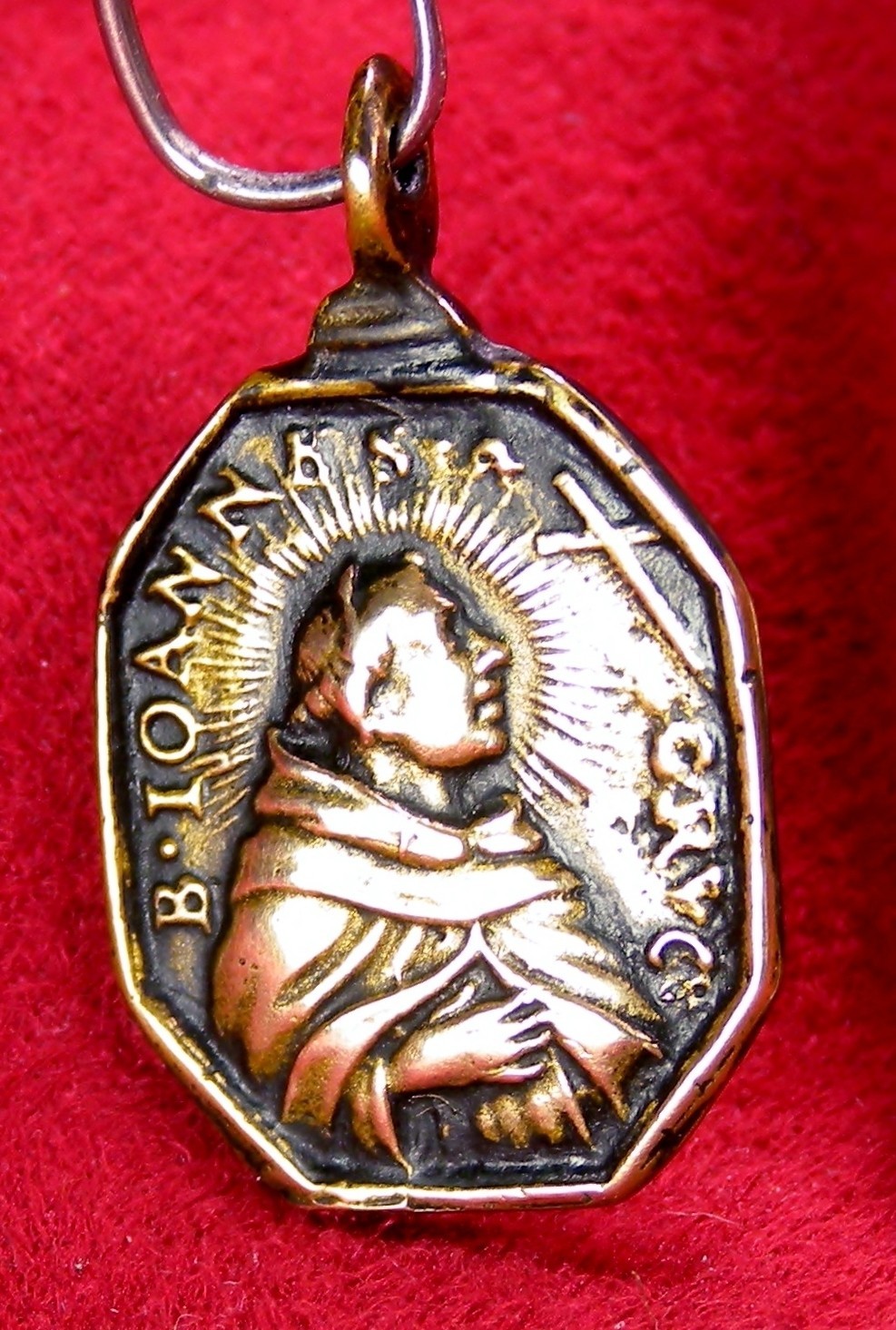 RARE ANTIQUE JOHN OF THE CROSS 1675 BEATIFICATION & TERESA OF AVILA ROSARY MEDAL