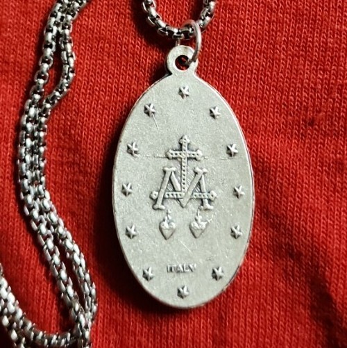 CHRISTIAN CATHOLIC Medal &24 inches chain made in Italy