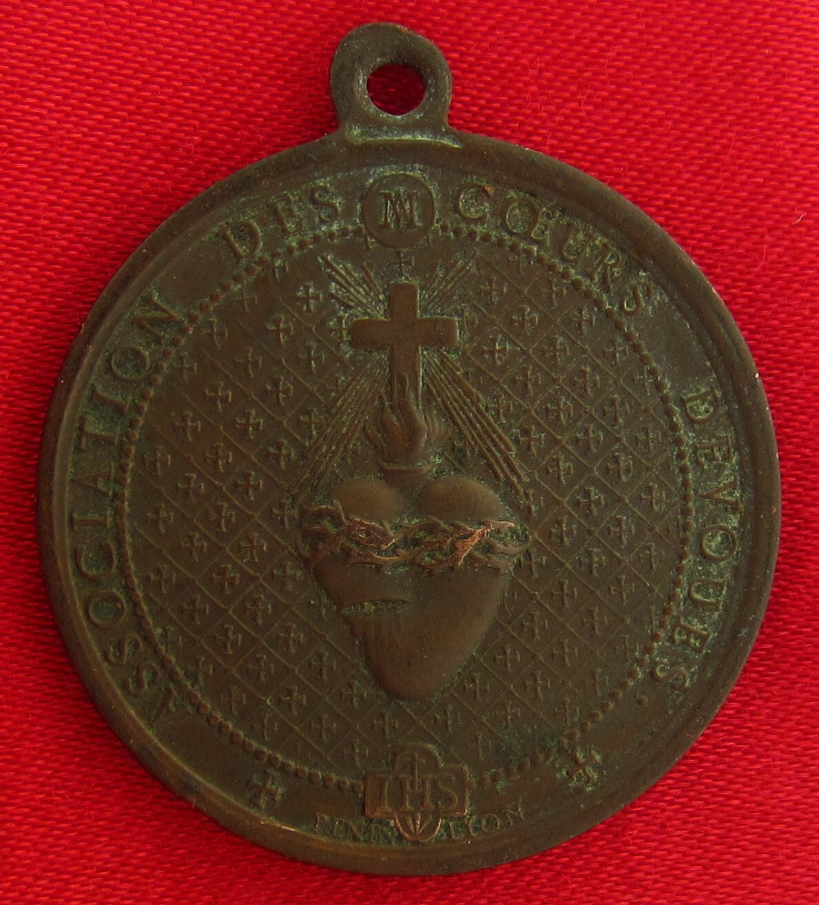 Antique JESUS SACRED HEART Medal ASSOCIATION OF DEVOTED HEARTS Medal PENIN LYON
