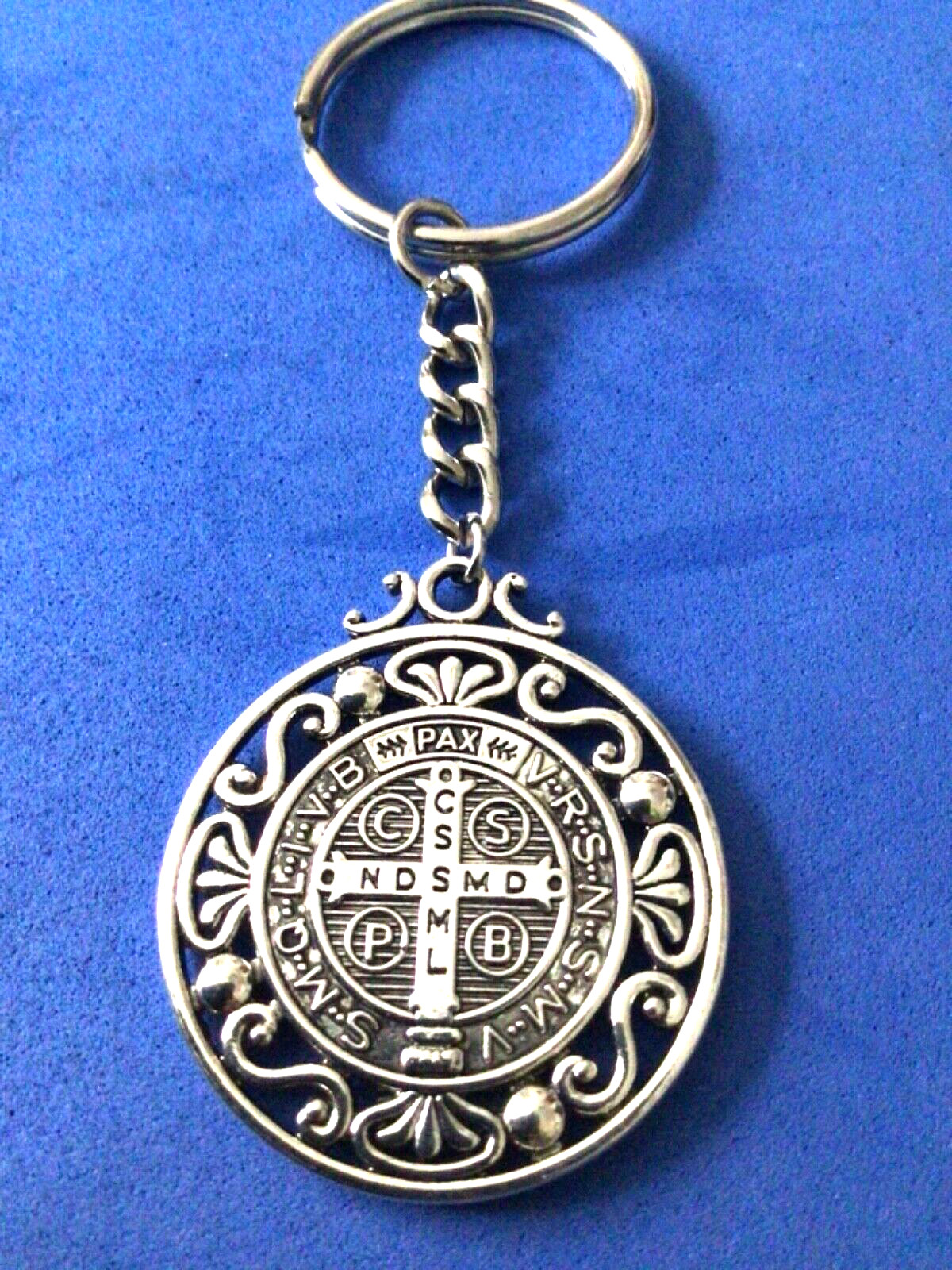 Saint St BENEDICT Keychain Key Ring Protection Silver Tone Ornate 4-1/4×1-1/2”
