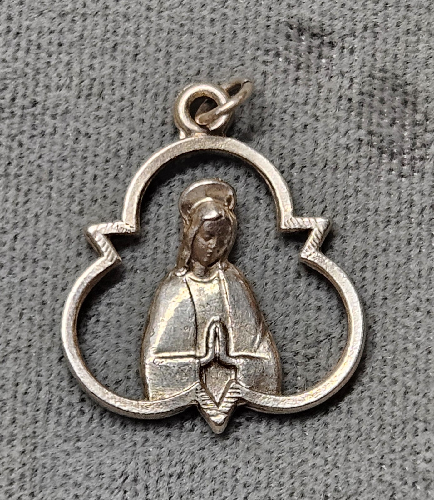 Vintage Sterling Silver Praying Mary Religious Medal Hallmark HMH Pendant