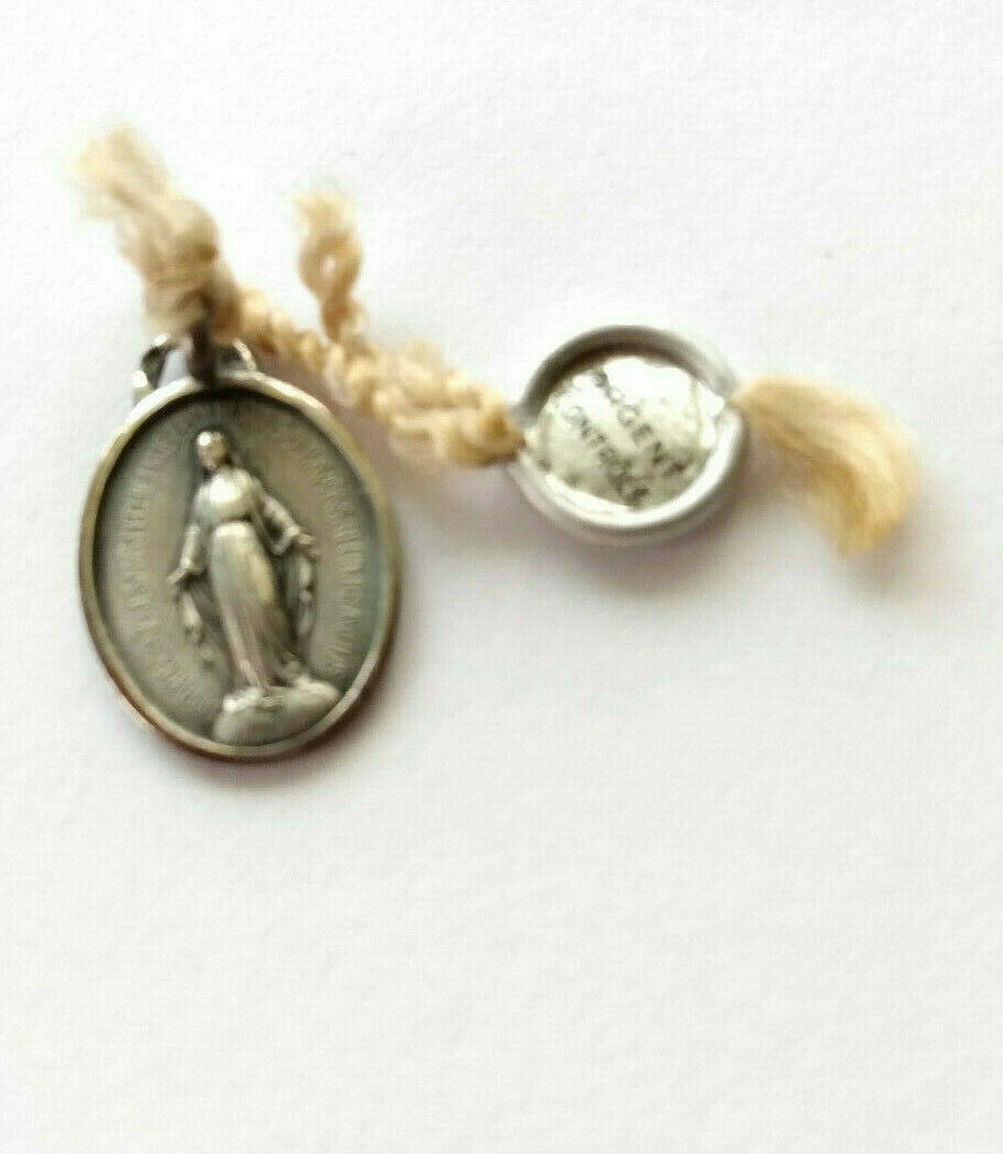 Vintage 1950’s Virgin Mary Medallion argent controle 935 Silver