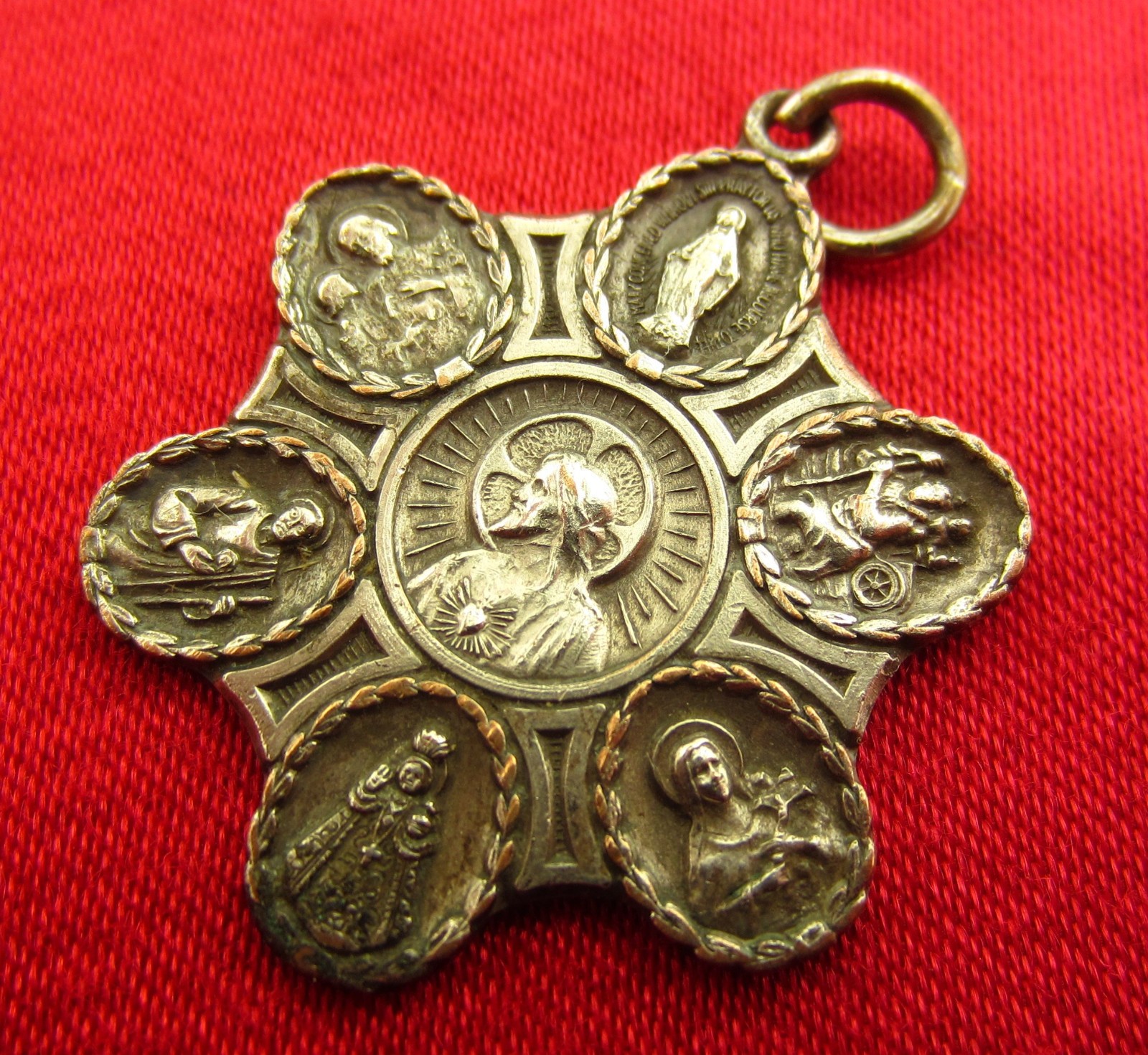 Vintage 7 WAY Medal MARY JESUS JOSEPH SAINT THERESE Religious Catholic Pendant