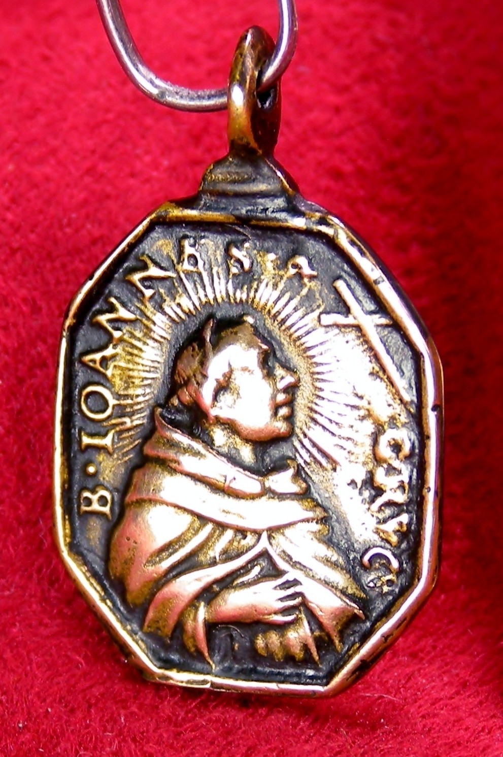 RARE ANTIQUE JOHN OF THE CROSS 1675 BEATIFICATION & TERESA OF AVILA ROSARY MEDAL